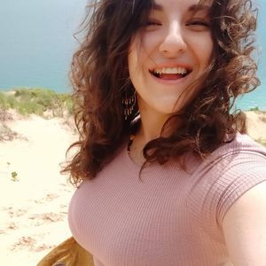 Meet your Posher, Amber